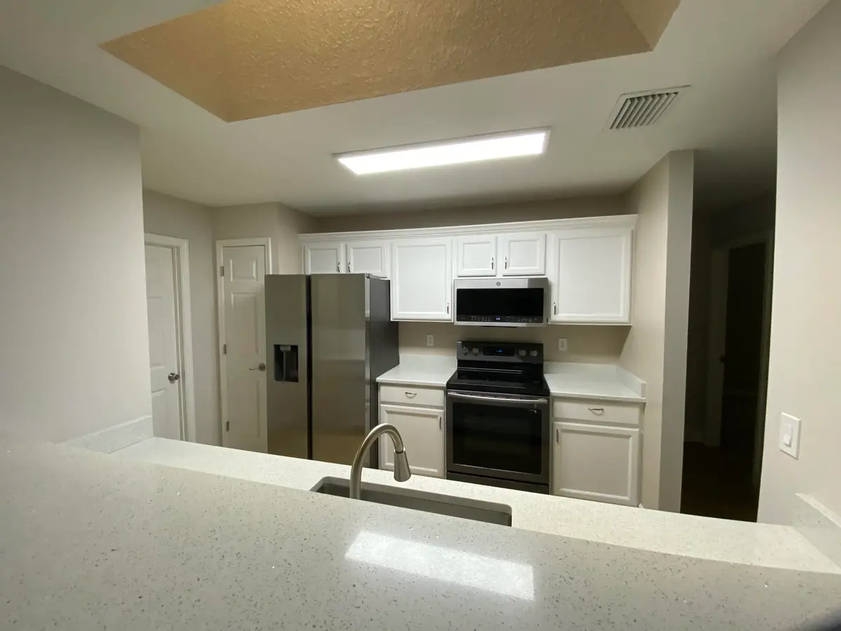 Kitchen at 915 11th Terrace, Vero Beach