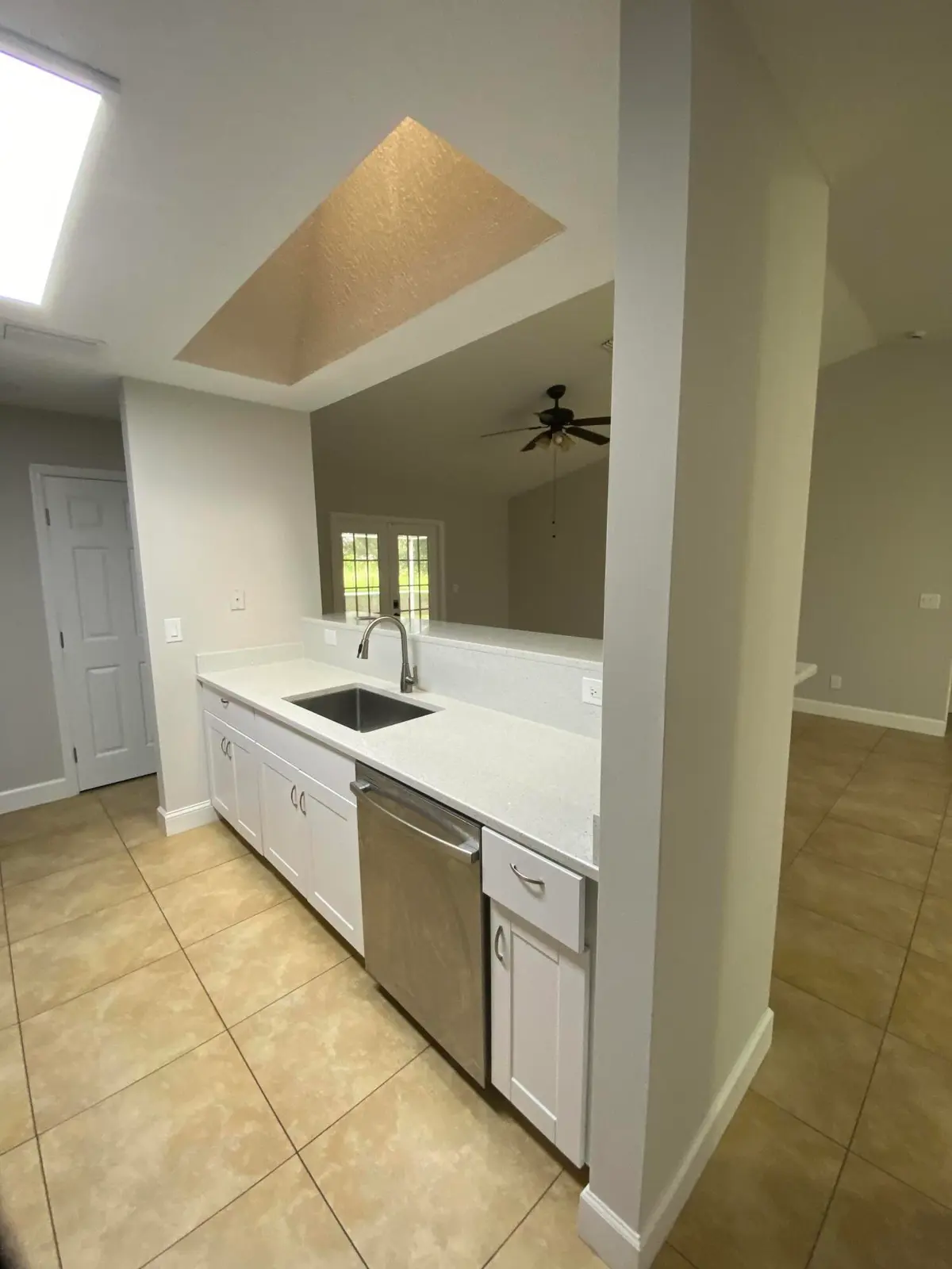 Side kitchen at 915 11th Terrace, Vero Beach