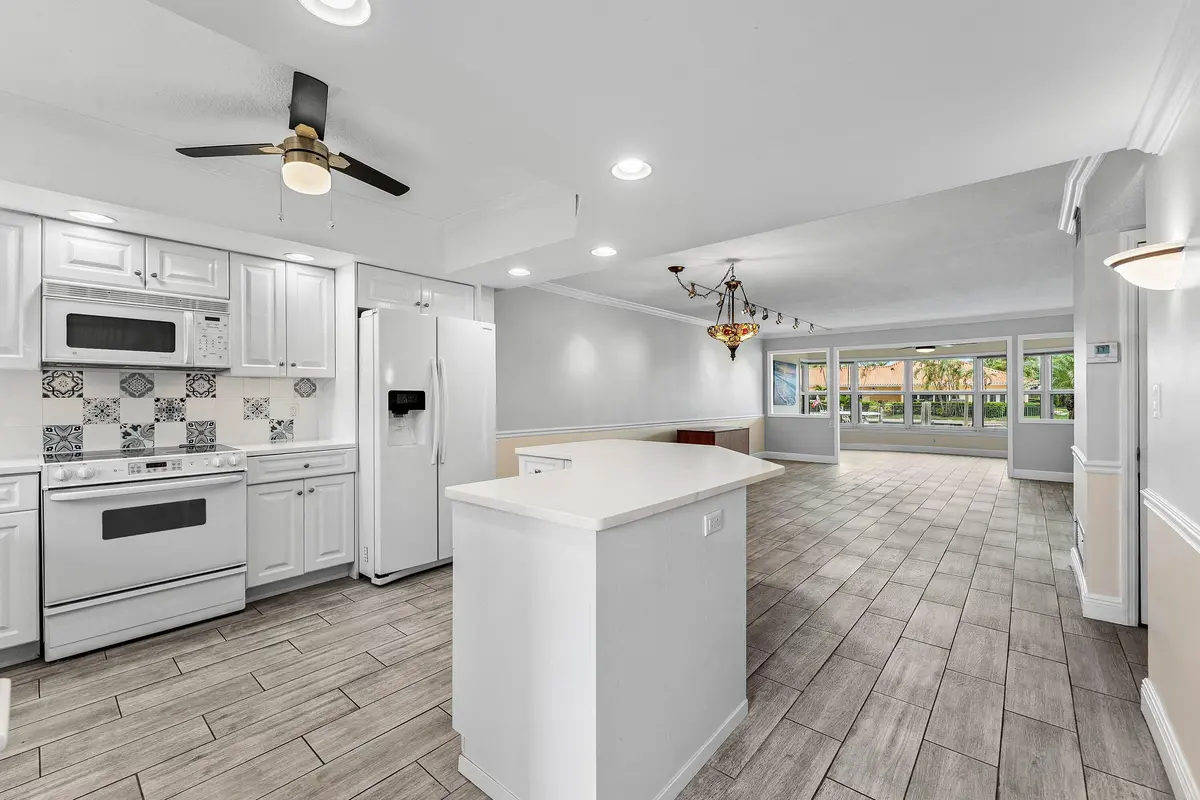 027-3031Northeast51stStreet-106W-FortLau at 3031 NE 51ST Street 106W, Fort Lauderdale