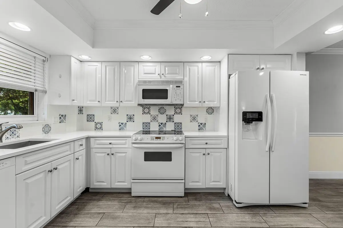 028-3031Northeast51stStreet-106W-FortLau at 3031 NE 51ST Street 106W, Fort Lauderdale