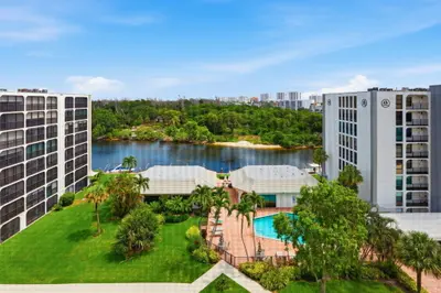1629 Riverview Road 818, Deerfield Beach – sold