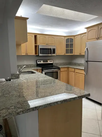 9037 SE HOBE RIDGE Avenue, Hobe Sound – Villa for rent