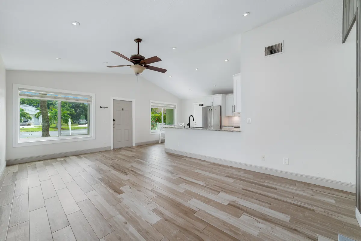 DSC0011 at 7 Cardiff Way, Boynton Beach