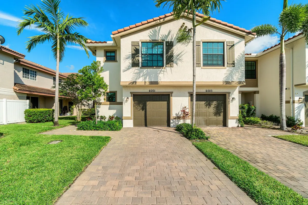 home at 6001 Woods Edge Circle, Riviera Beach