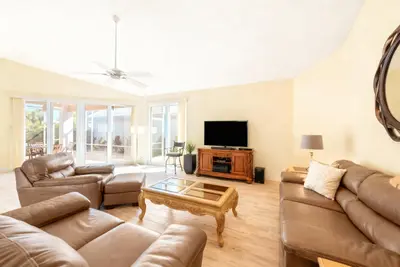 1020 Lytham Court, West Palm Beach – Single Family Residence for sale