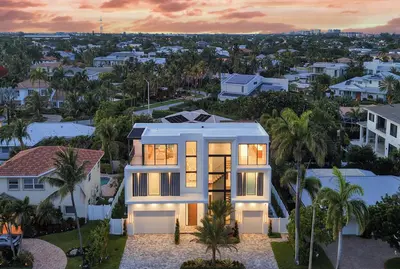 365 NE 3rd Street, Boca Raton – Single Family Residence for sale