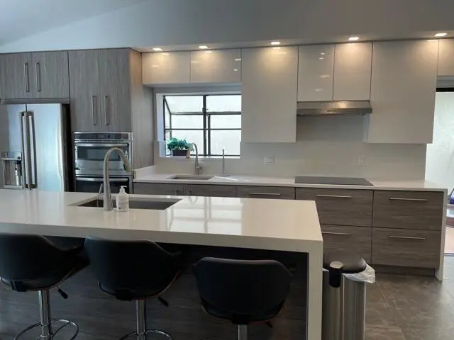 Kitchen at 10 COLUMBIA Court, Deerfield Beach