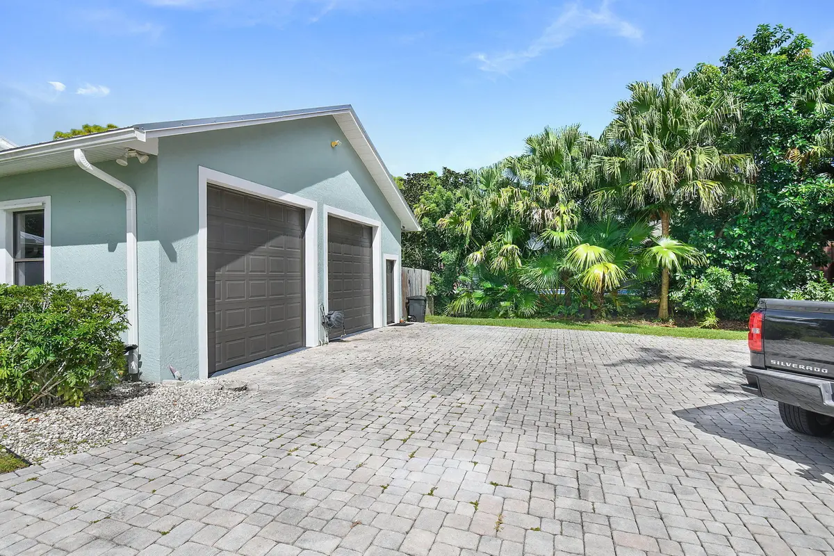 9-web-or-mls-500_9972 at 1225 SW Magnolia Bluff Drive, Palm City