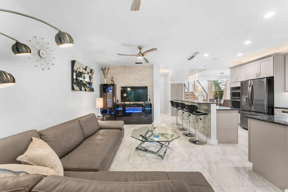 A7_01983 at 5612 NW 122ND Terrace, Coral Springs