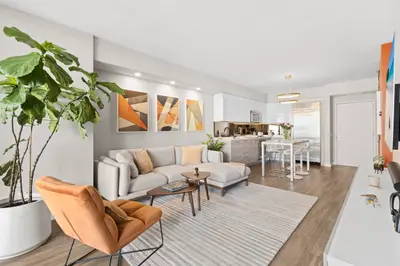 1300 BRICKELL BAY 2105, Miami – sold