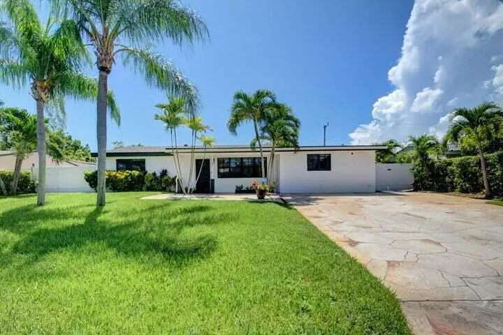 front of house at 168 SE 31ST Avenue, Boynton Beach