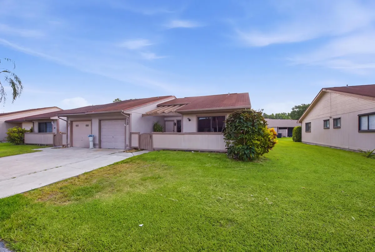 2__dsc9916 at 18 WINCHMORE Lane, Boynton Beach