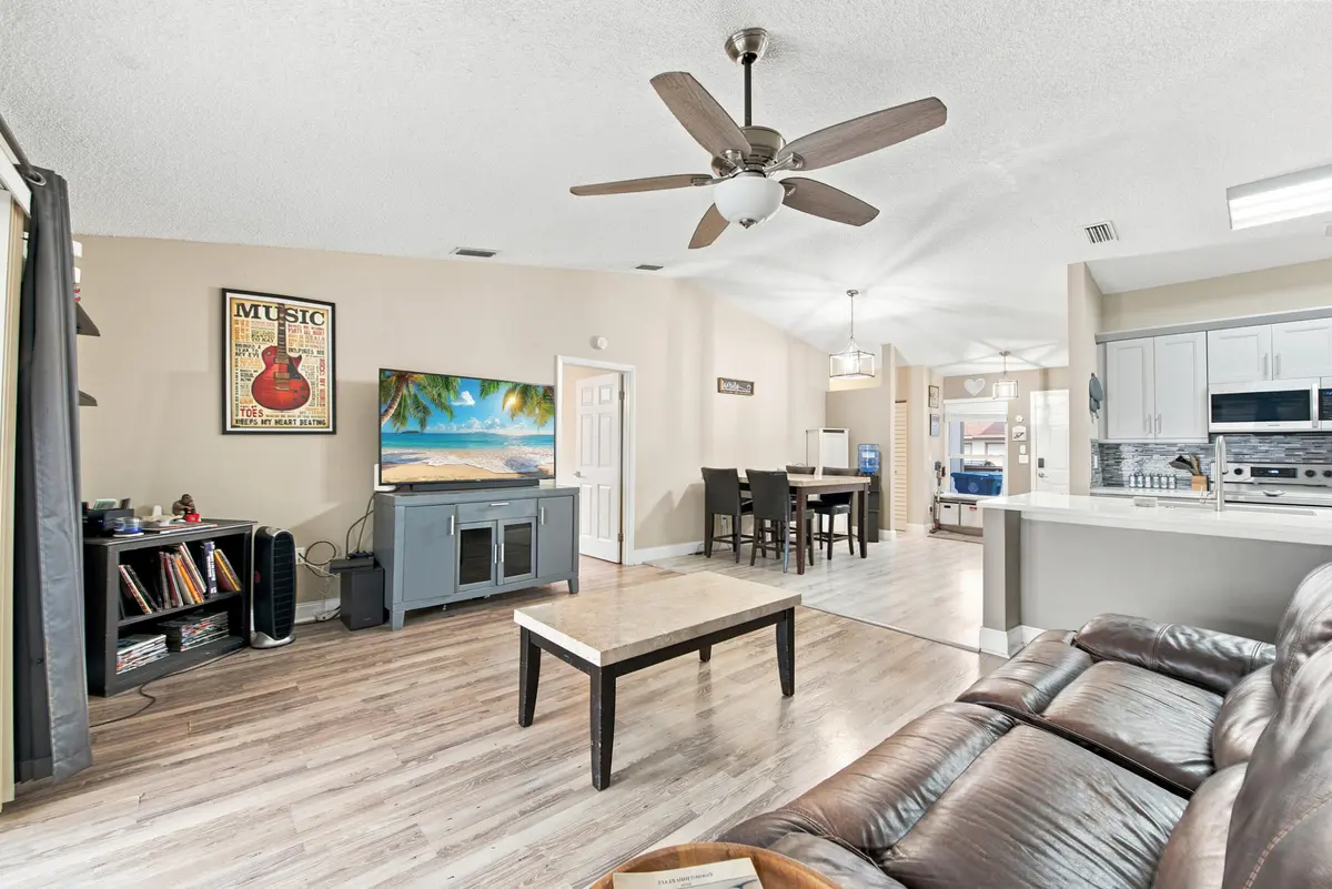 13__dsc0012 at 18 WINCHMORE Lane, Boynton Beach