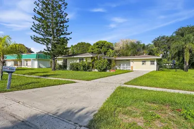 854 SE Tierra Court, Port St. Lucie – sold
