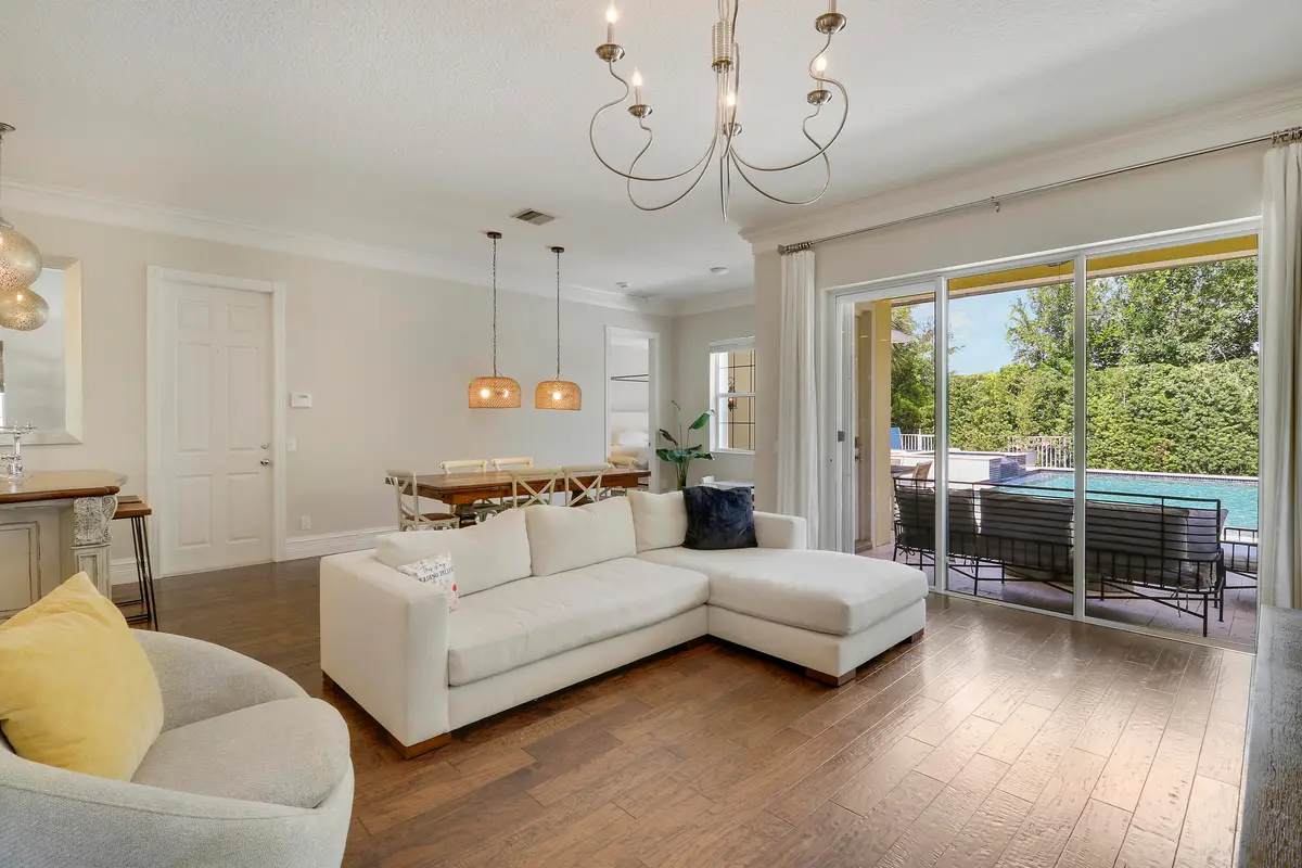 Living /Dinng at 314 CARAVELLE Drive, Jupiter