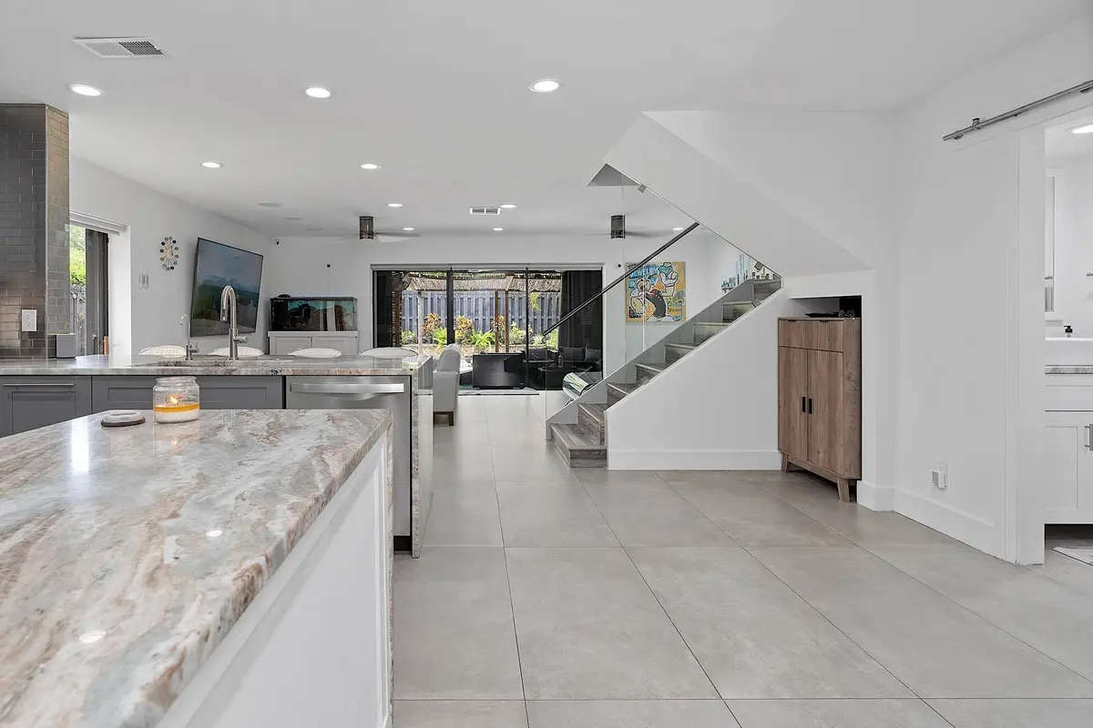 9184 NW 44 St Sunrise, Fl 33351 - - 005 at 9184 NW 44TH Court, Sunrise