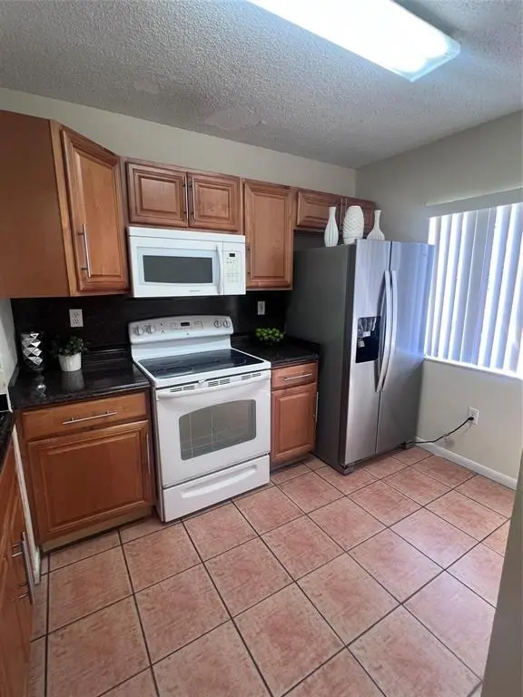 GetMedia.ashx-40 at 167 RIVIERA Circle, Weston