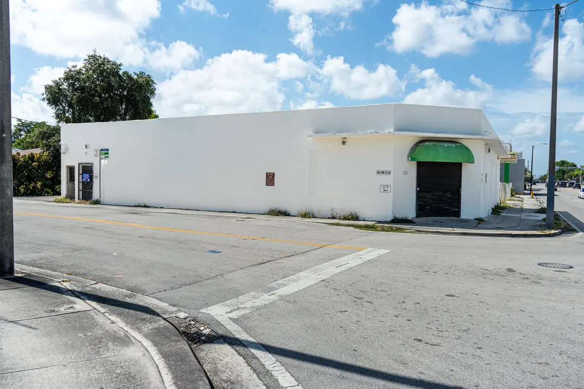 __ozzy4k_(20_of_29) at 102 NW 22ND Avenue, Miami
