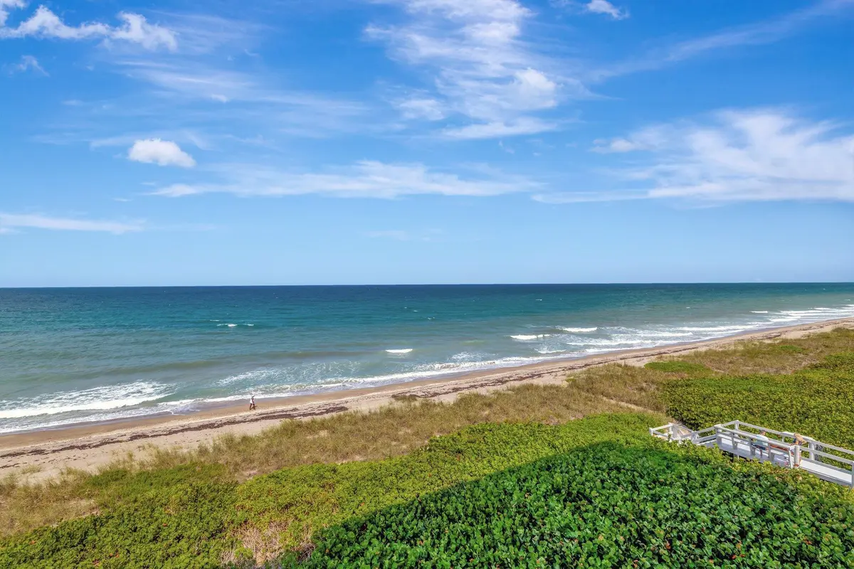 R11088092_1 at 10980 S Ocean Drive, Jensen Beach