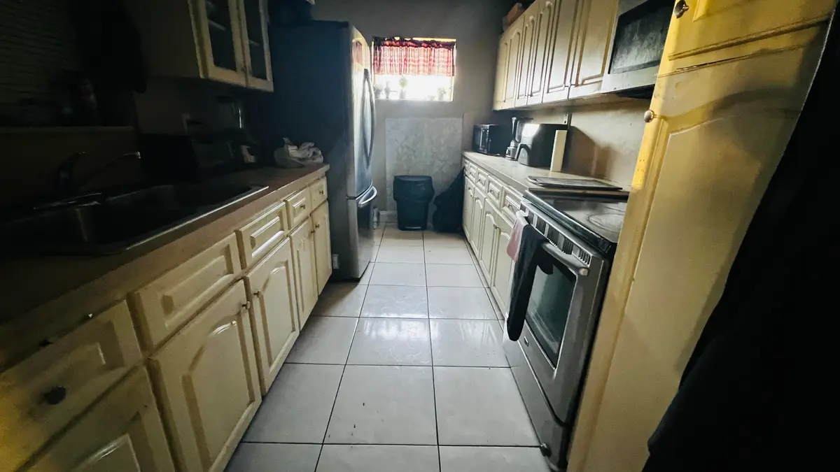 KITCHEN at 1270 NW 54TH Avenue, Lauderhill