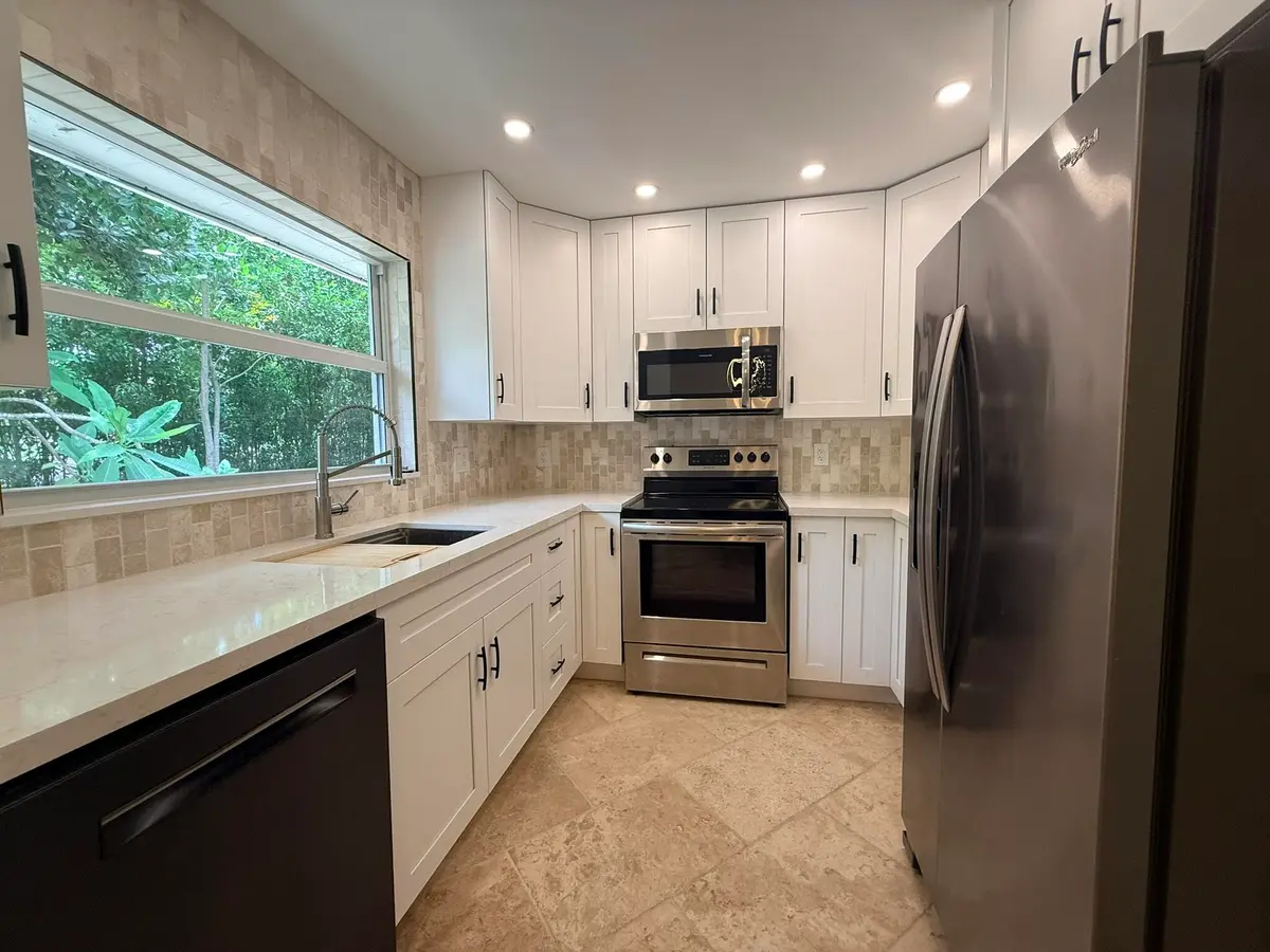 Kitchen 2 at 550 SW Natura Avenue, Deerfield Beach