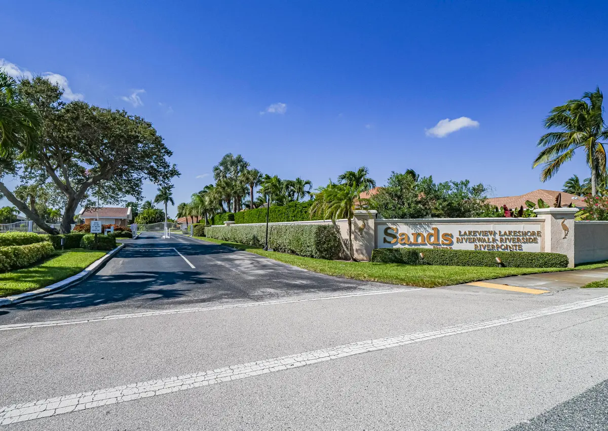 3223 S LAKEVIEW Circle 20-8, Hutchinson Island, FL – photo 2