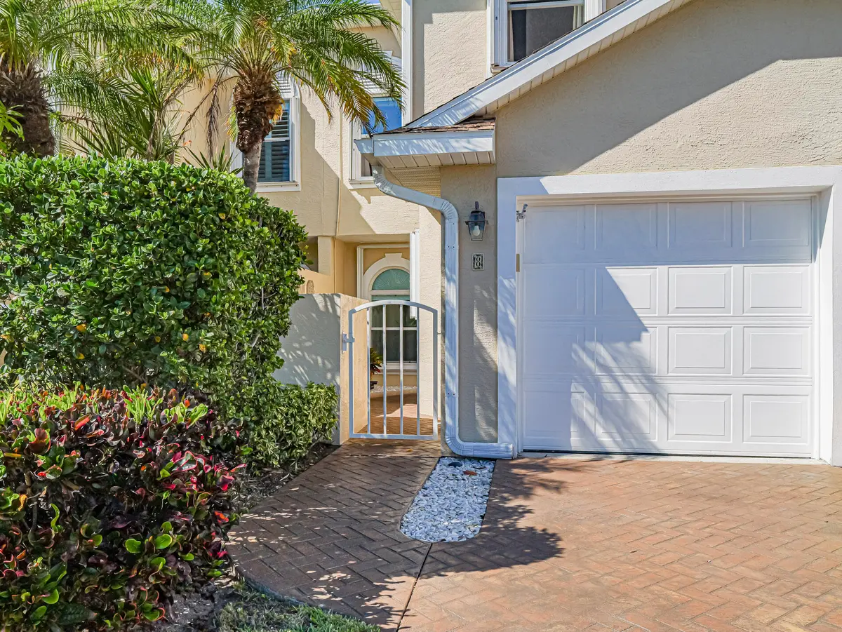 3223 S LAKEVIEW Circle 20-8, Hutchinson Island, FL – photo 5
