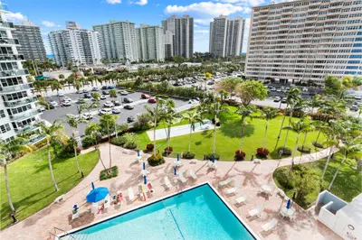 3300 NE 36th Street 721, Fort Lauderdale – Stock Cooperative for sale