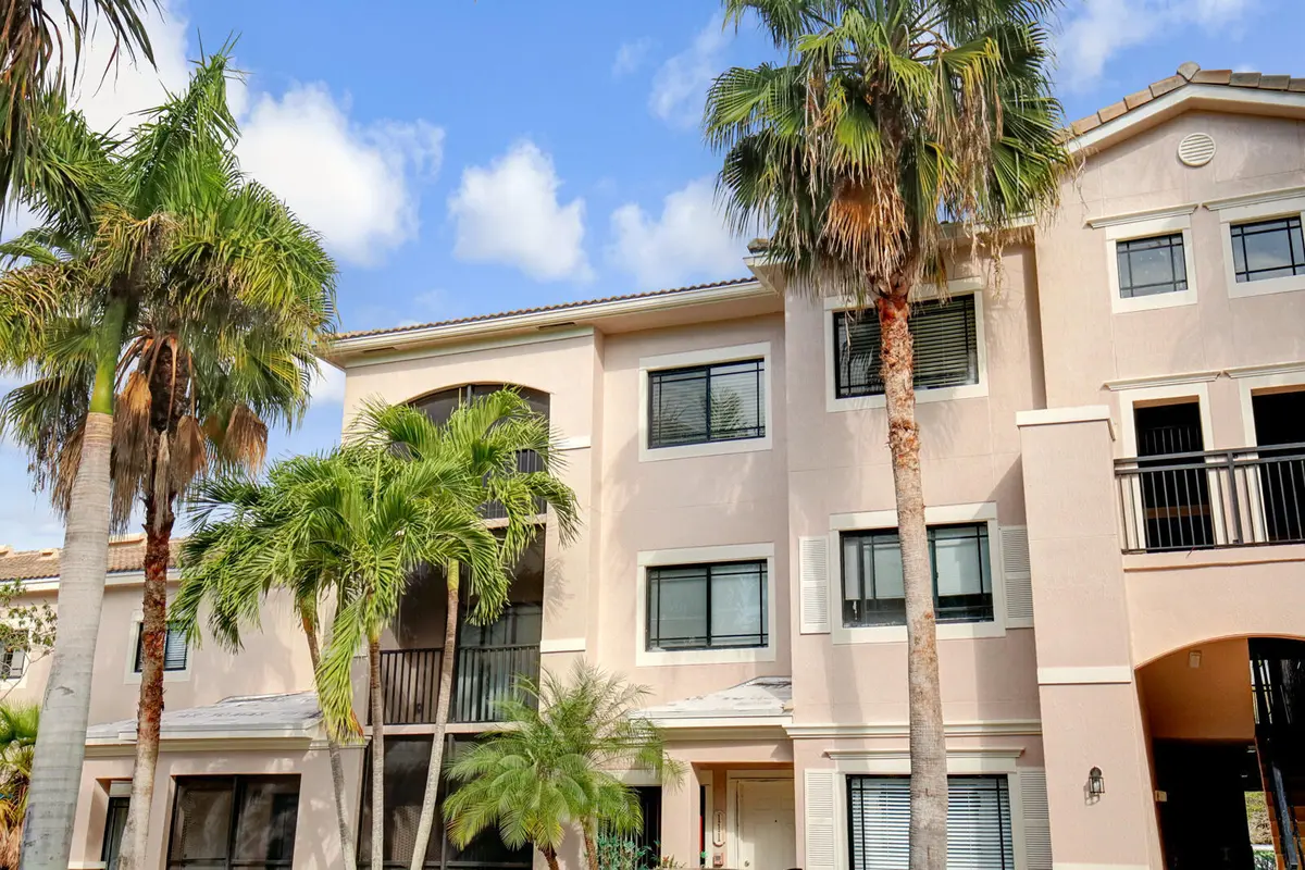 Exterior at 2801 SARENTO Place 304, Palm Beach Gardens