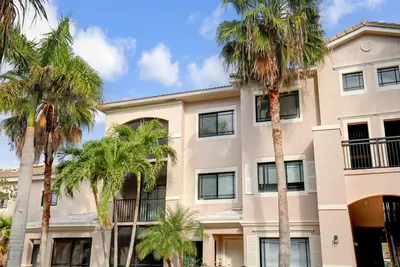 2801 SARENTO Place 304, Palm Beach Gardens – Condominium for sale