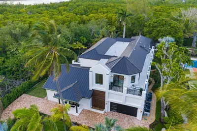 23 COCONUT Lane, Ocean Ridge – Single Family Residence for sale