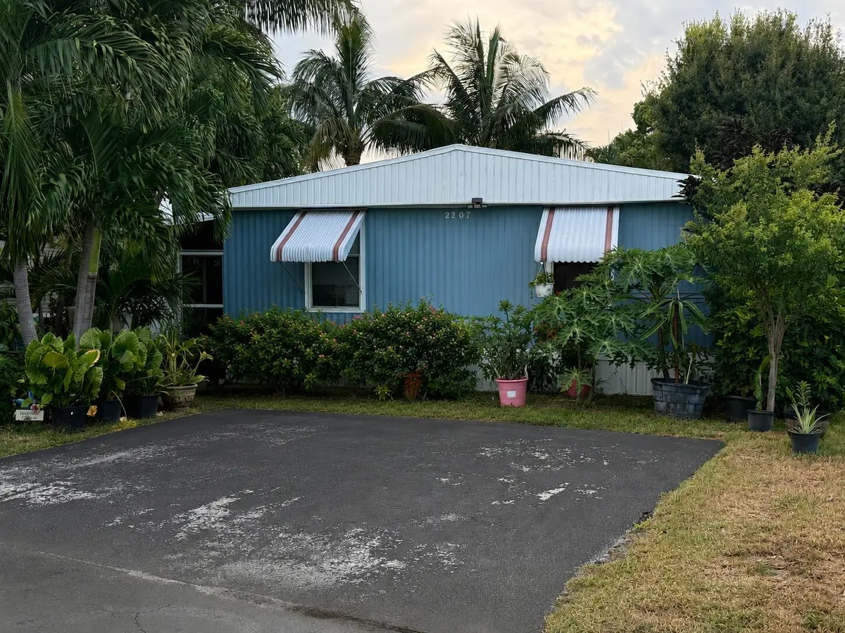 2207 NW 14th Avenue lot 528, Boynton Beach, FL – photo 2