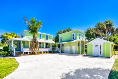 13607 S Indian River Drive, Jensen Beach – Single Family Residence for sale