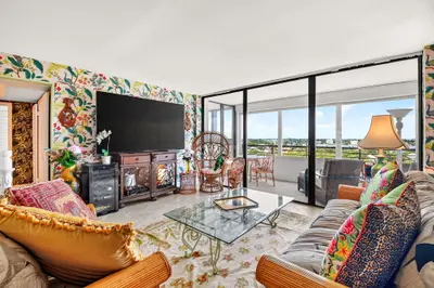3589 S Ocean Boulevard 908, South Palm Beach – Condominium for sale