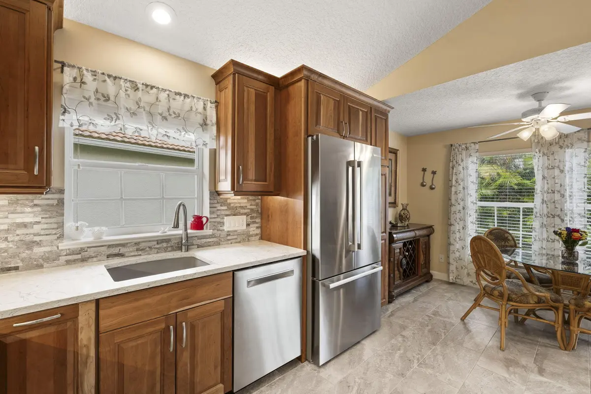 12-web-or-mls-DSC06131 at 4310 SE SCOTLAND CAY Way, Stuart
