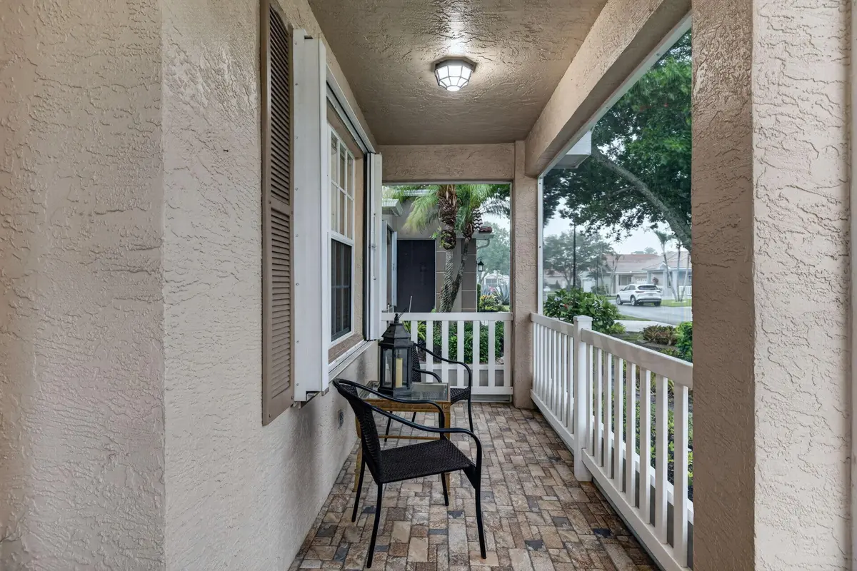 4-web-or-mls-3A5A7225 - Copy - Copy - Co at 872 NW SARRIA Court, Port St. Lucie