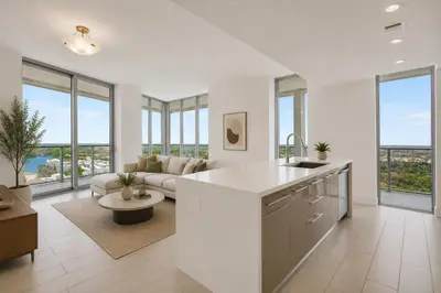 2000 Metropica Way 1503, Sunrise – Condominium for sale