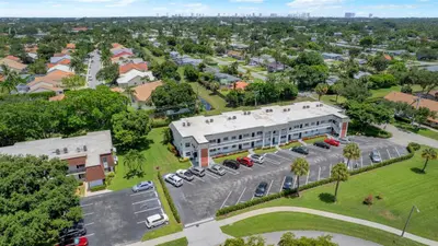 10000 Meridian Way 15, Palm Beach Gardens – Condominium for rent