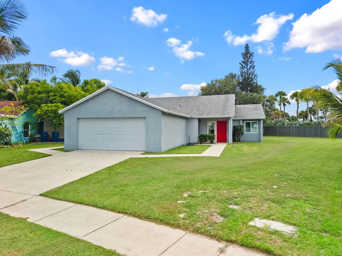 5-web-or-mls-DJI_20260729021144_0060_D at 119 Lakeside Circle, Jupiter