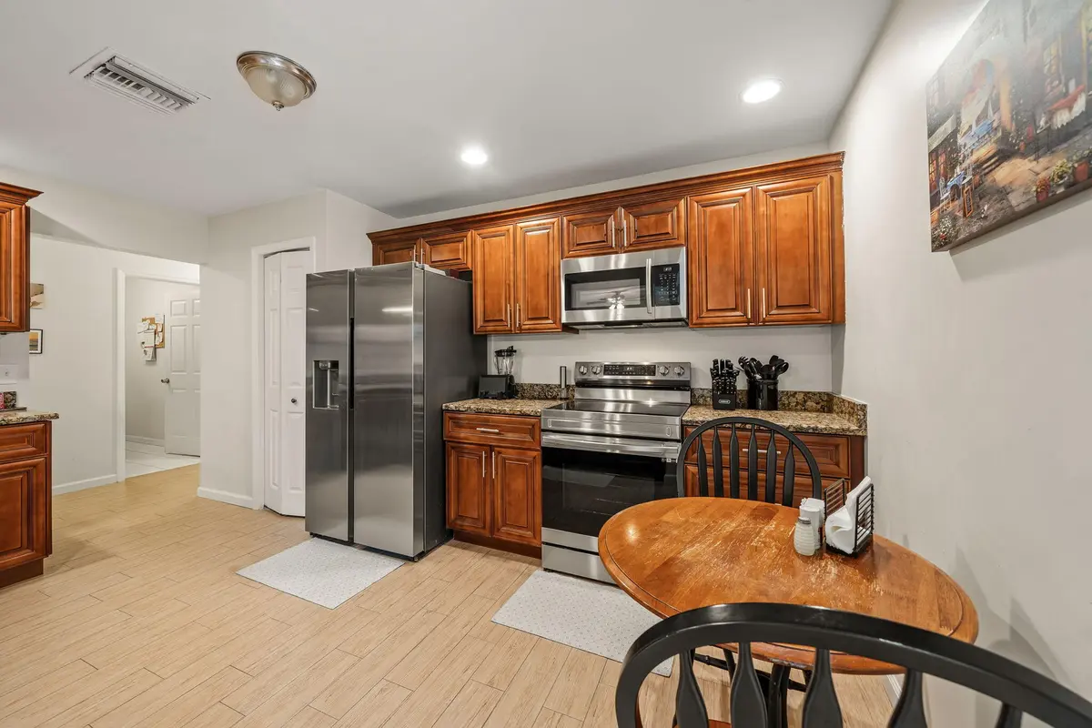 16-web-or-mls-DSC00141 at 119 Lakeside Circle, Jupiter