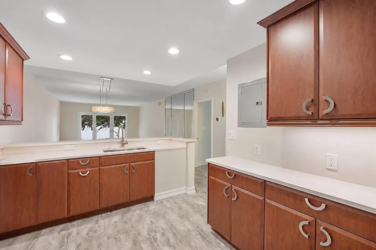 Kitchen at 1500 S Ocean Boulevard 207, Lauderdale-By-The-Sea