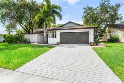 143 Miramar Avenue, Royal Palm Beach – sold