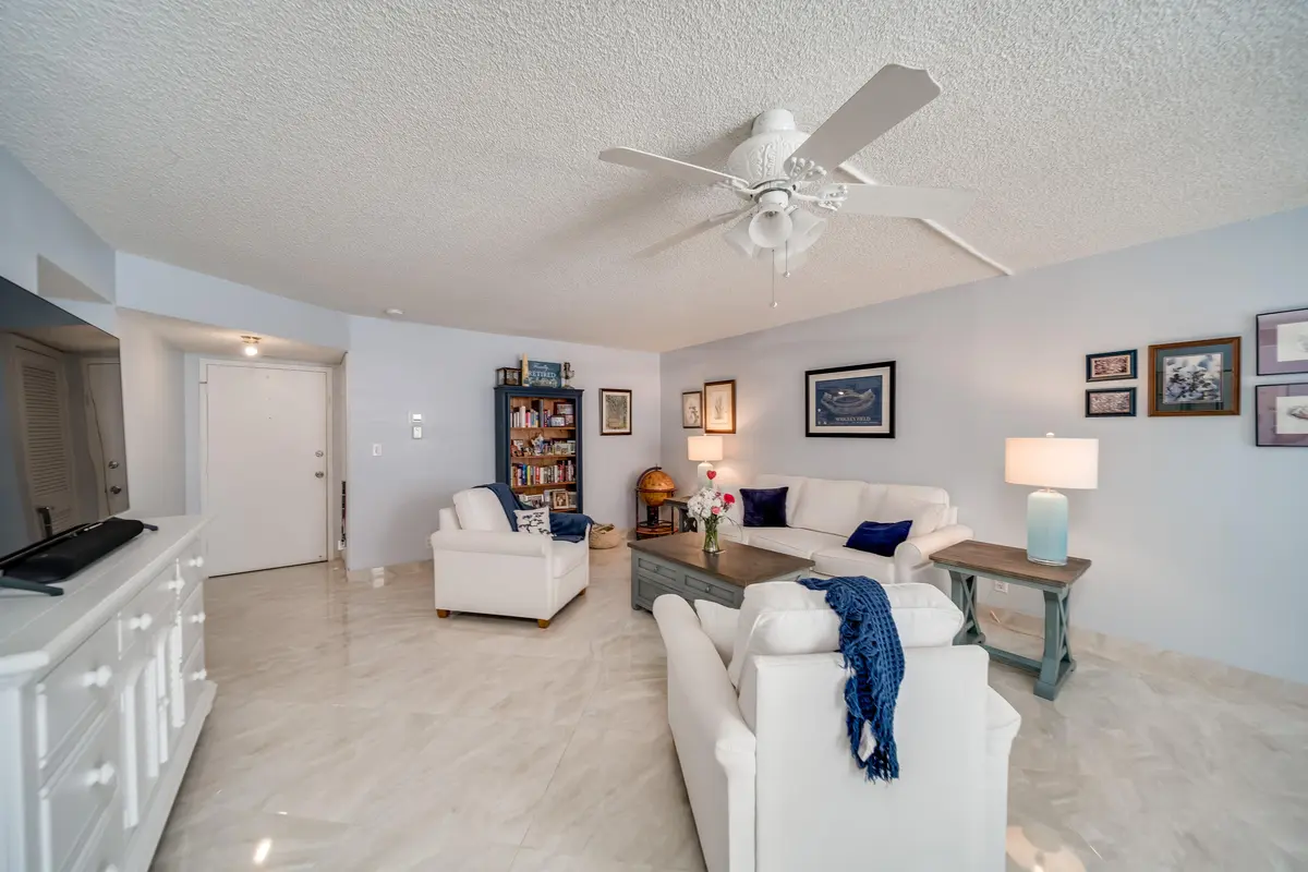 Interior-5 at 1000 S Ocean Boulevard 4D, Pompano Beach