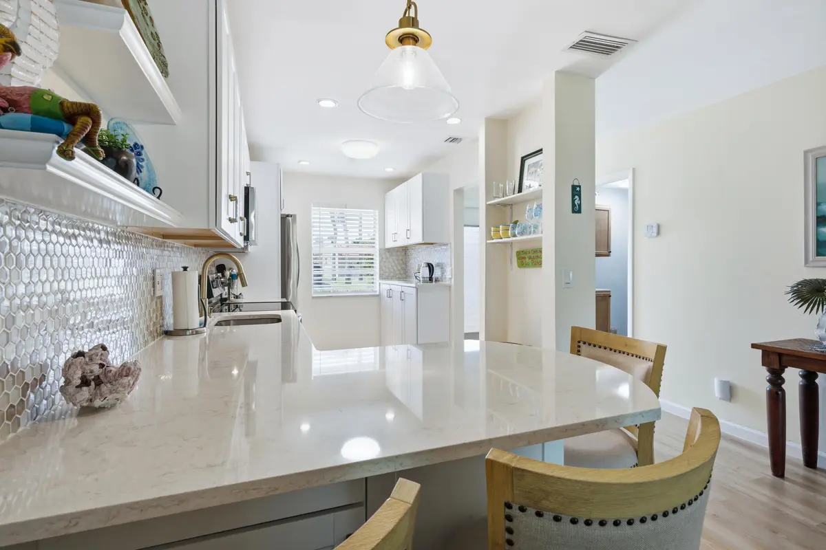 159 kitchen at 159 Lake Barbara Drive, West Palm Beach