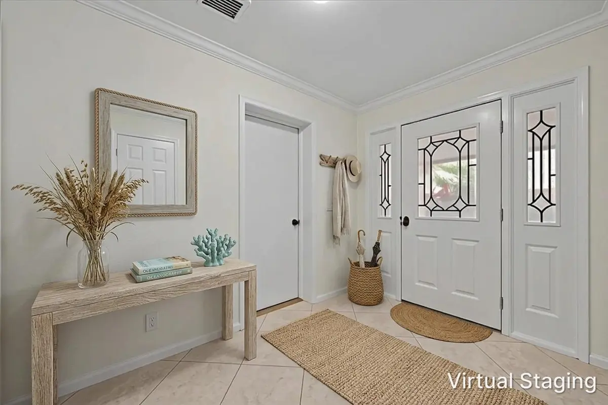 Virtually Staged at 17138 Waterbend Drive 117, Jupiter