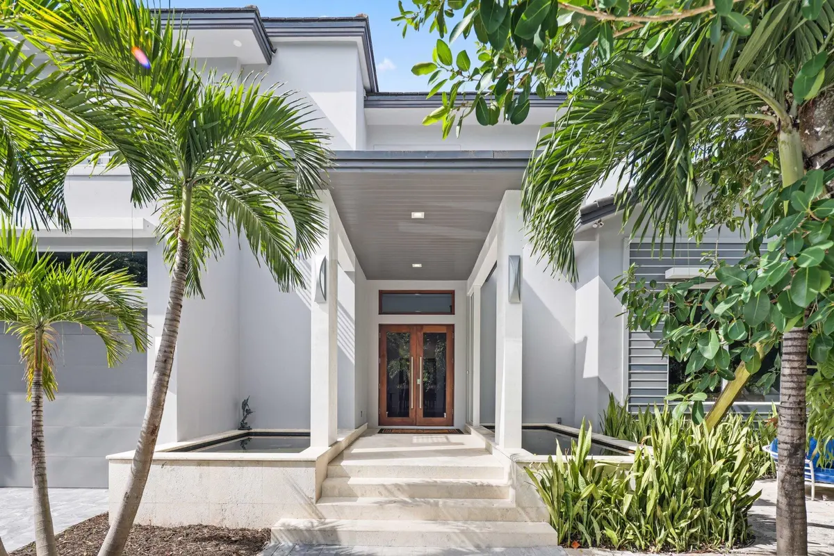 12 Sylvan Lane - 9.jpg-SMALL at 12 Sylvan Lane, Fort Lauderdale