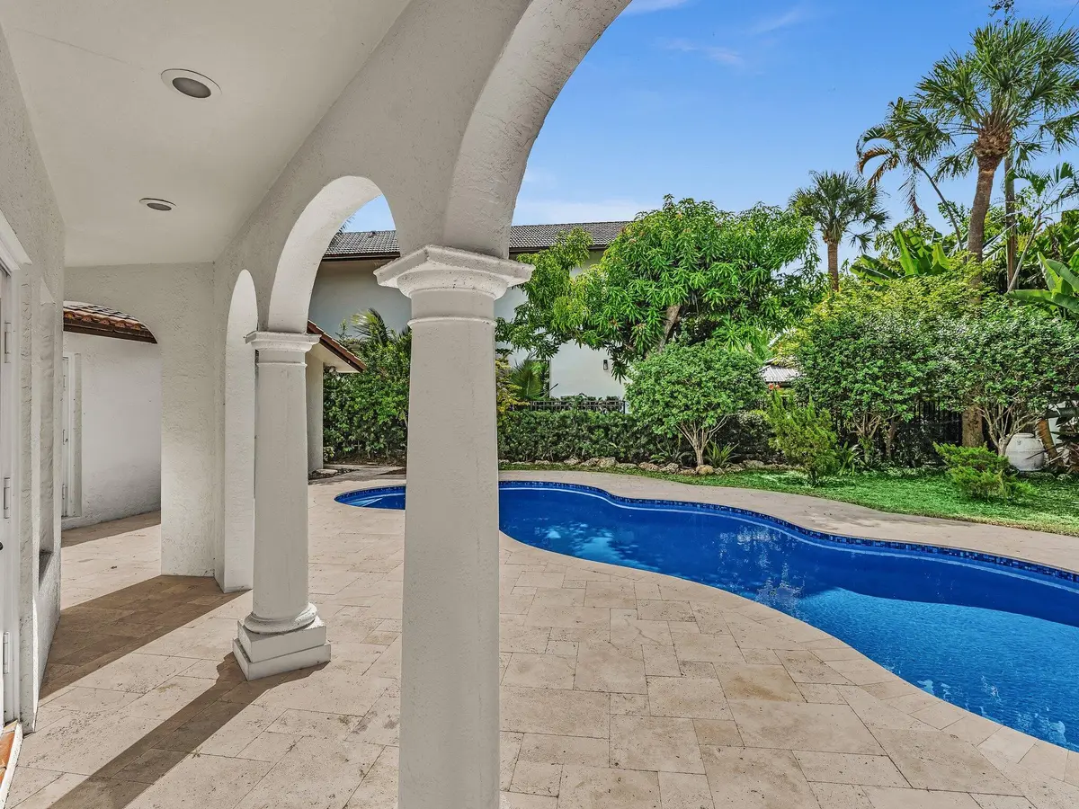 Decorative Arches at 898 Azalea Street, Boca Raton