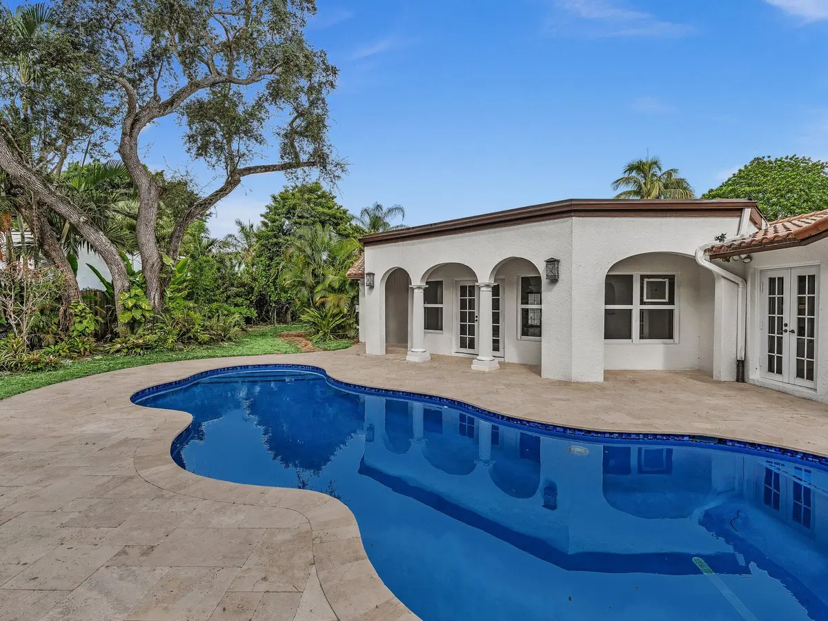 2020 Saltwater Pool at 898 Azalea Street, Boca Raton