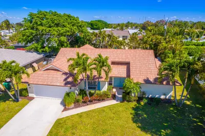 88 Pinehill Trail, Tequesta – leased