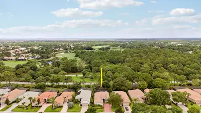 7664 Greenbrier Circle, Port St. Lucie – Single Family Residence for sale